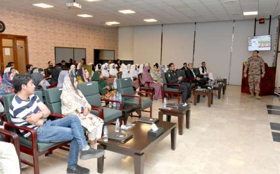جامعہ بلوچستان اورسرداربہادرخان ویمن یونیورسٹی کےطلباکاہیڈکوارٹرزفرنٹیئرکوربلوچستان کادورہ