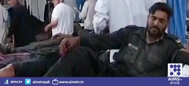 پشاور حادثے میں 2 اہلکار جاں بحق اور40 سے زائد زخمی