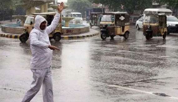 کراچی کےمختلف علاقوں میں بارانِ رحمت برس گئی