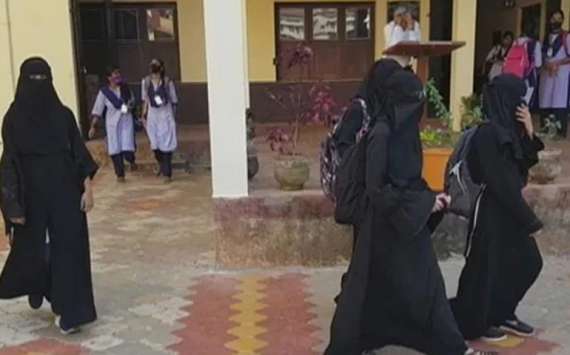 مدھیہ پردیش میں باحجاب طالبات کواسکول میں داخل ہونےسےروک دیا گیا